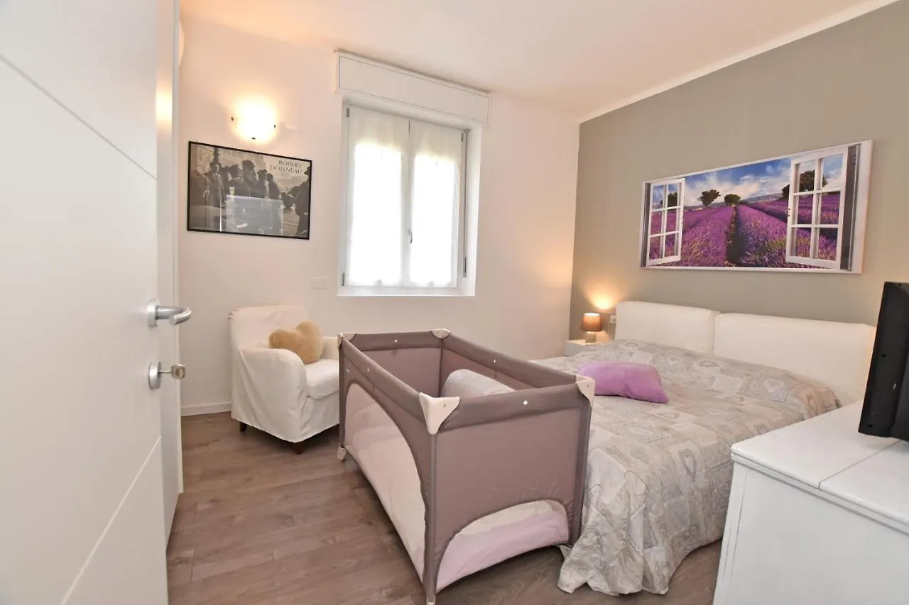 Le Petit Bonheur Appartement Como 0*,