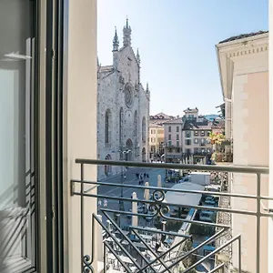 Palazzo La Cortesella - Modern Design & Location شقة