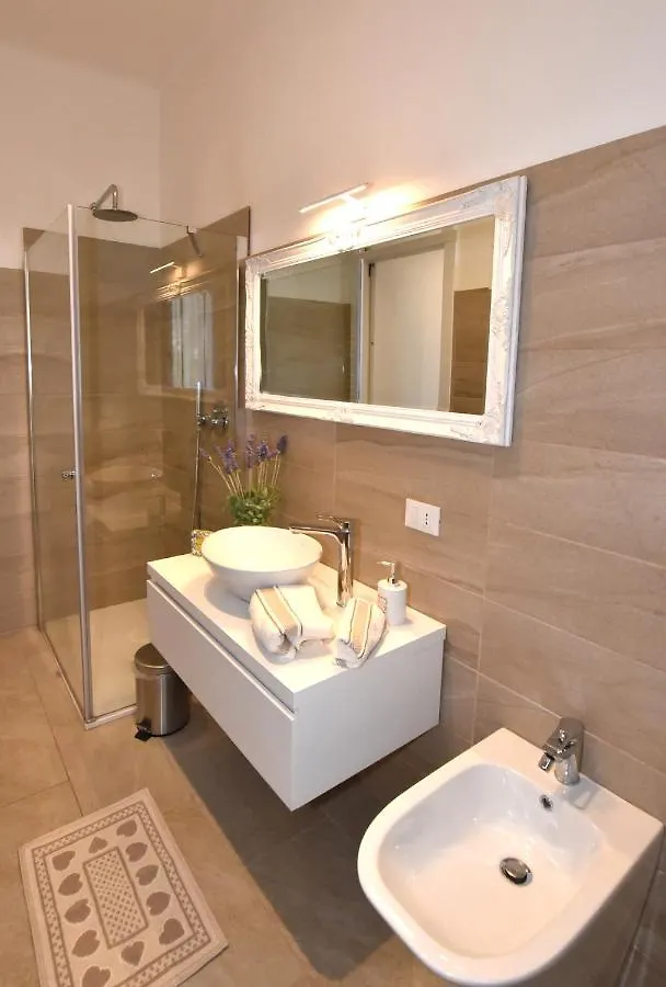 Le Petit Bonheur Apartment Como